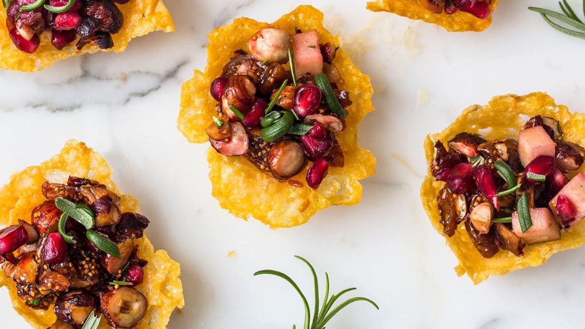 Parmesankurver med julesalsa