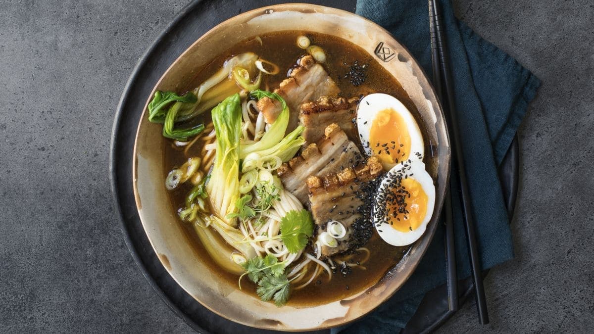 Ramen med ribberester