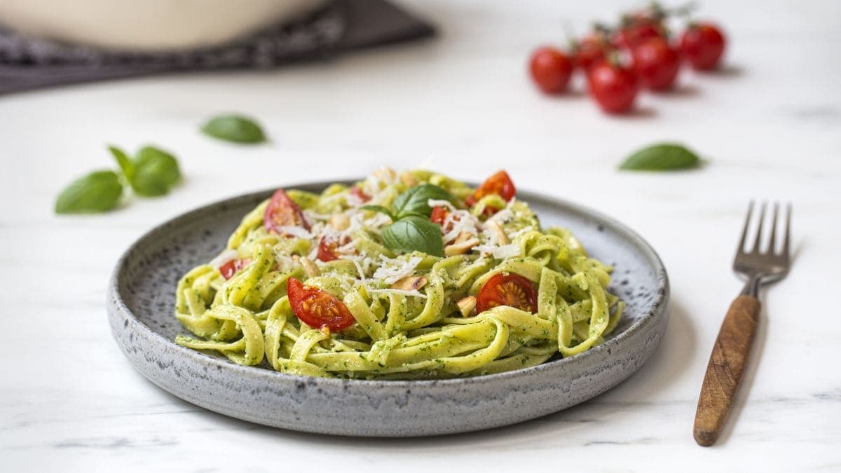 Pasta med spinatsaus
