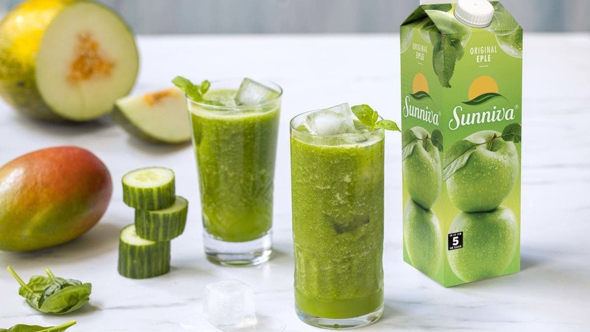 Grønn smoothie med mango, spinat og agurk