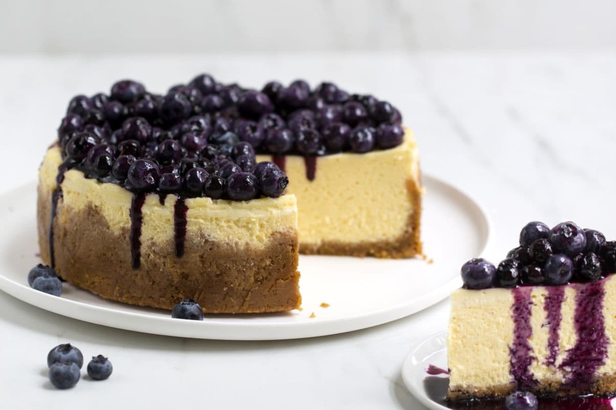 Ostekake med blåbær