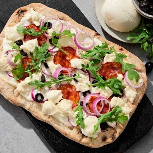 Hvit Pinsa med chorizo