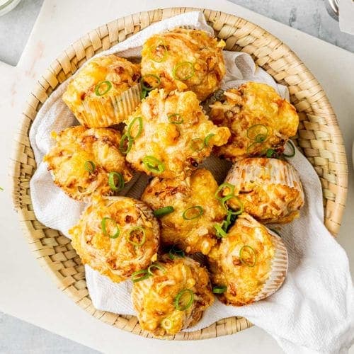 Frokostmuffins med ost og skinke