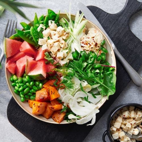 Middagsbowl med melon og salatost