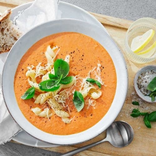 Tomatsuppe med pasta