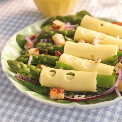 Gartnersalat med rømmedressing