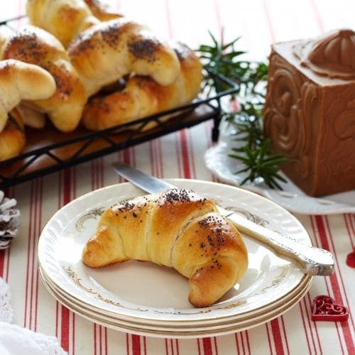 Lyse horn med valmuefrø