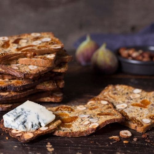 Hasselnøtt- og fikencrisp
