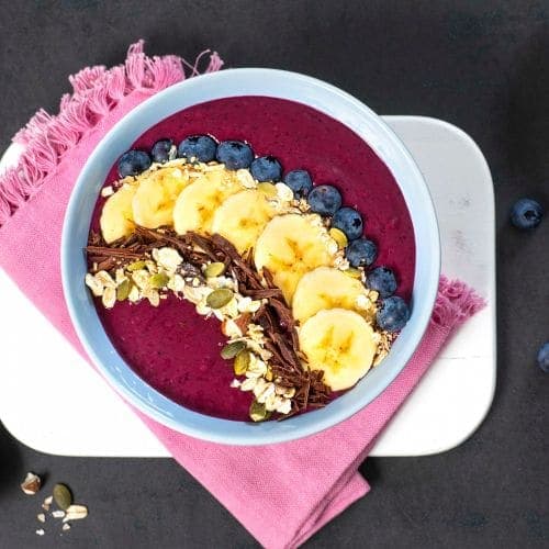 Smoothie bowl med acai og blåbær