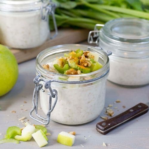 Kjøleskapsgrøt med eple og selleri