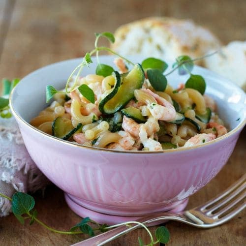 Pasta med reker og squash