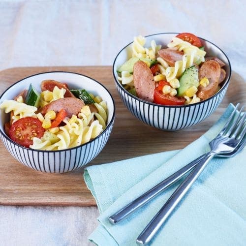 Pasta med pølser og grønnsaker