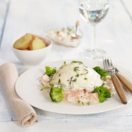 Gratinert torsk med gulrotstuing