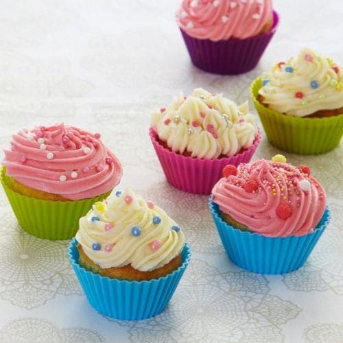 Cupcakes med kremosttopping