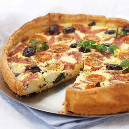 Salami- og fetaostpai