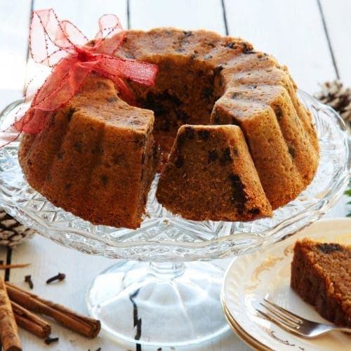 Myk krydderkake med tyttebær