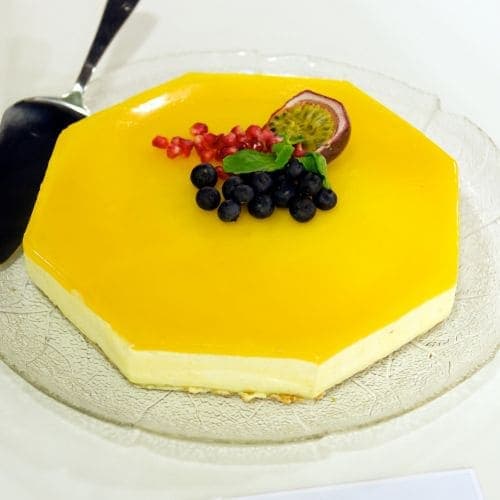 Pasjonsfrukt ostekake med nøttebunn