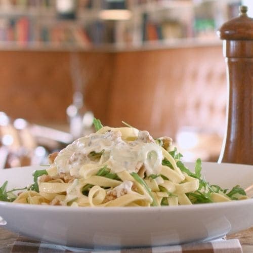 Tagliatelle med blåmuggostsaus