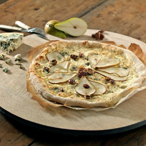 Pizza med blåmuggost og karamelliserte pekannøtter