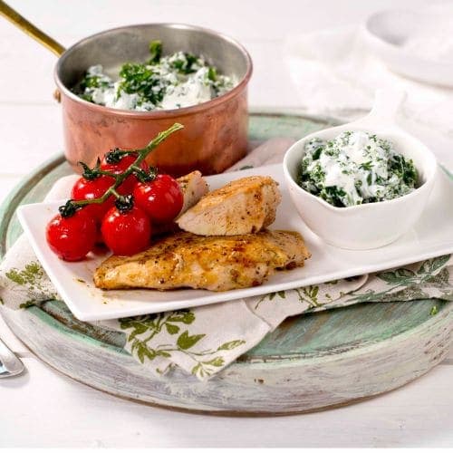 Kyllingfilet med kremet grønnkål