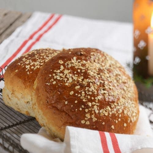 Brød med smak av epler og kanel