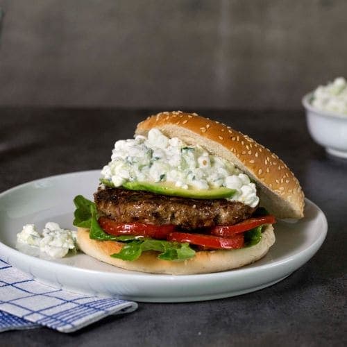 Hamburger med cottage cheese-dressing