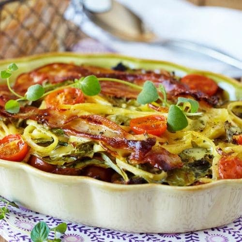 Pastagrateng med spaghetti og bacon