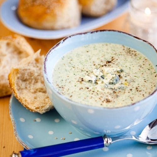 Brokkoli- og ostesuppe