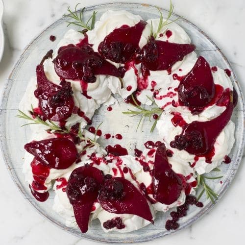 Jule-pavlova med posjerte pærer