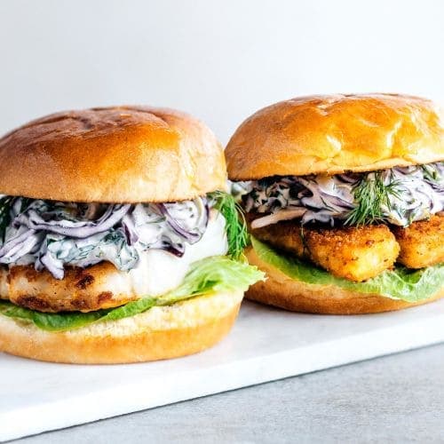 Fiskeburger med coleslaw