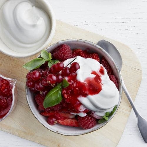 Vaniljekesam med bær