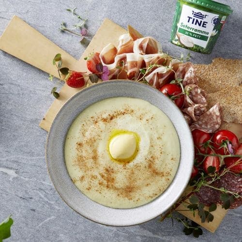 Hjemmelaget rømmegrøt