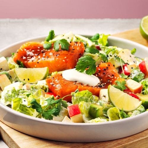 Asiatisk laks med frisk kremet salat