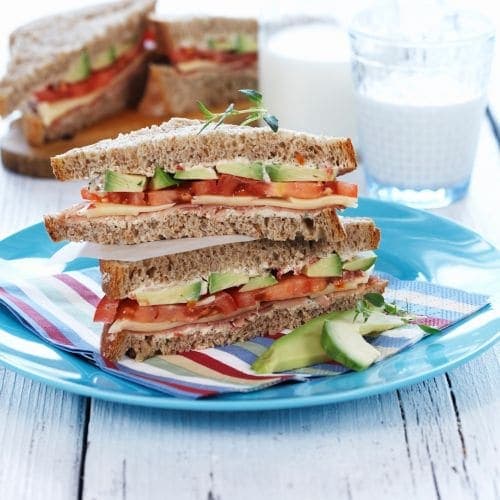 "Blings" med ost og pesto