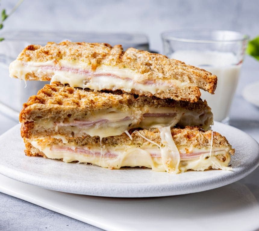 Ostesmørbrød i vaffeljern