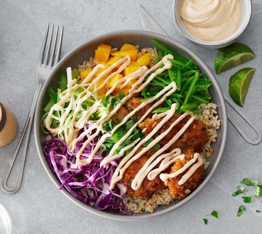 Kyllingbowl med spicy Kesam®-dressing