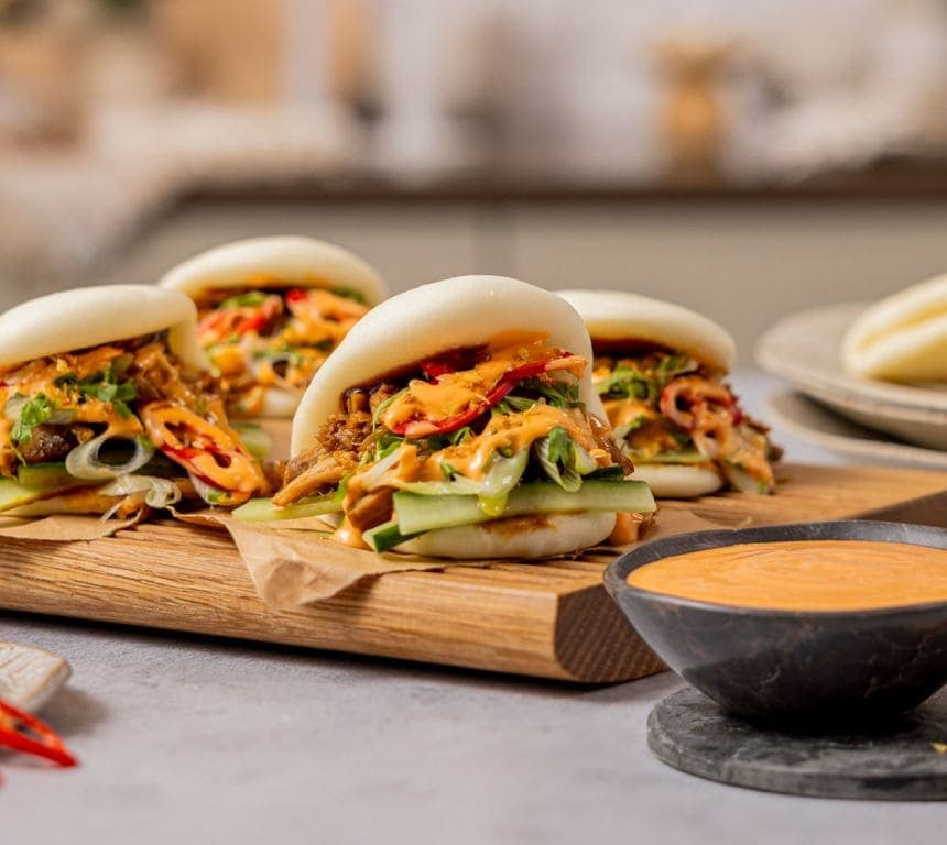 Bao buns med asiatisk ribbe