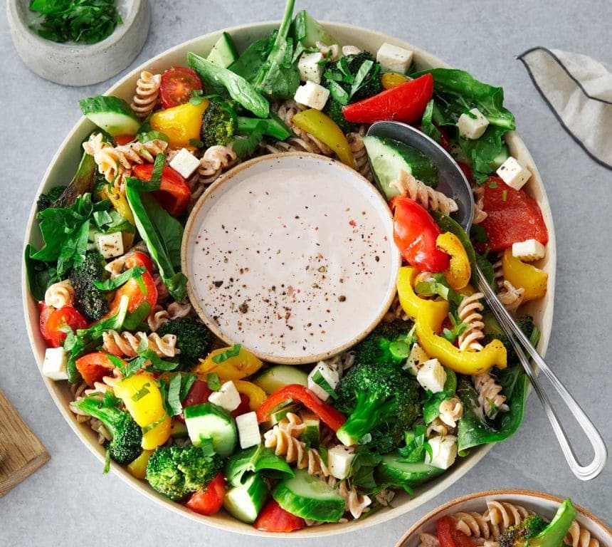 Pastasalat med Kesam®-dressing