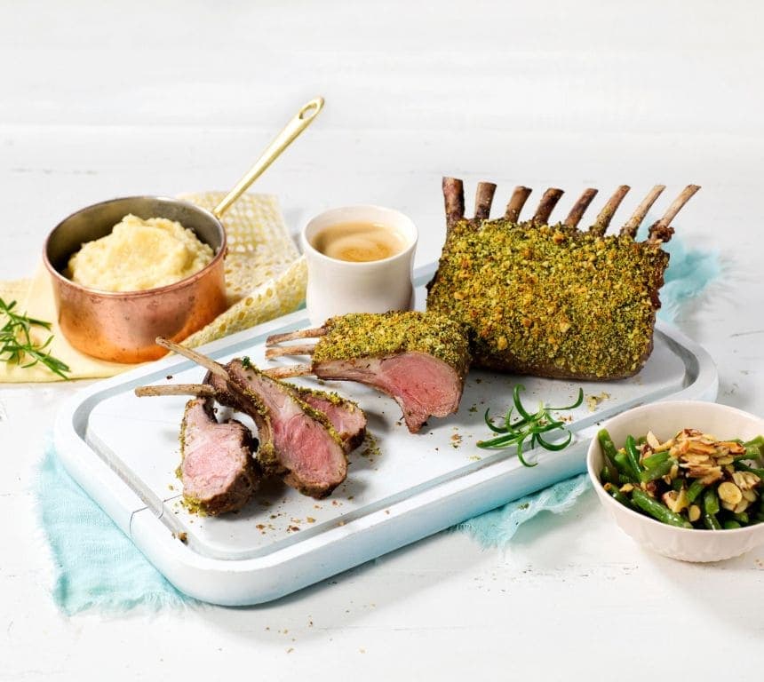 Urtepanert lammecarré med rotmos