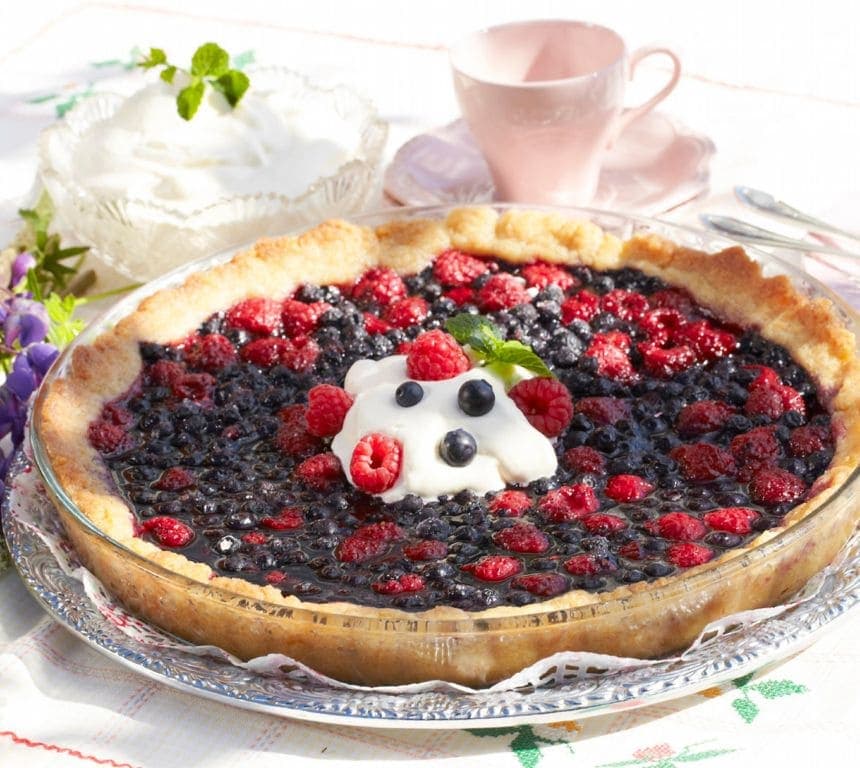 Blåbær- og bringebærpai