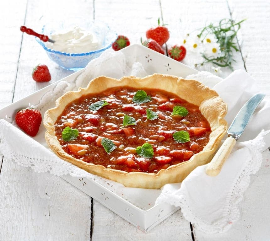 Jordbær- og rabarbrapai