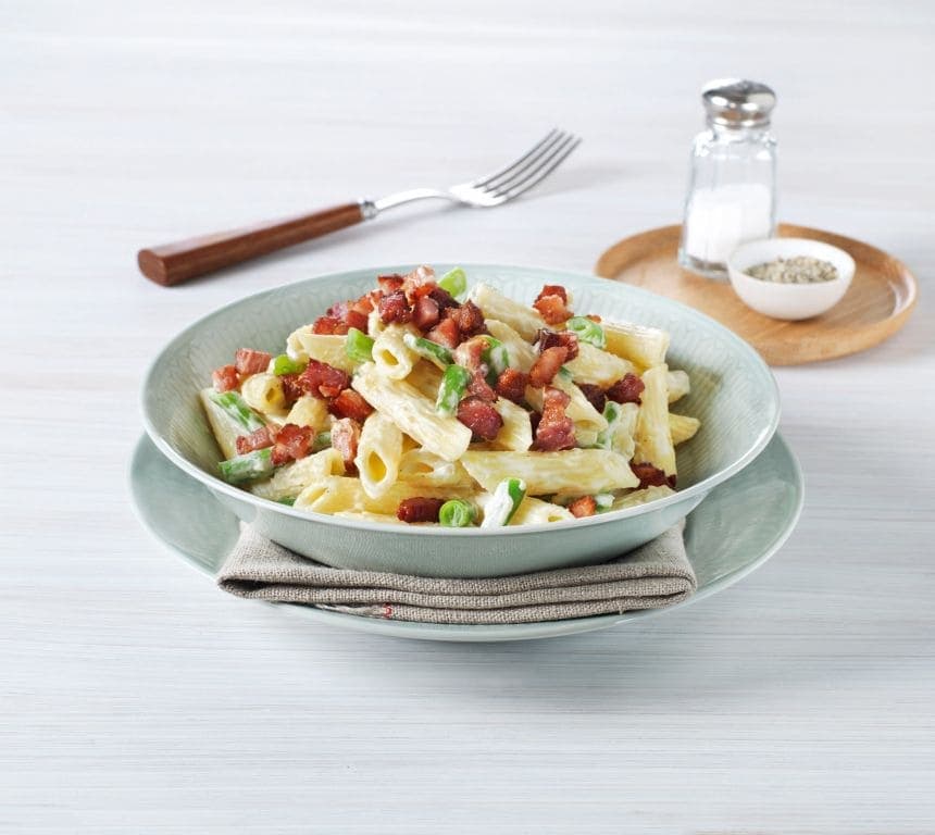 Pasta med bacon og kremost