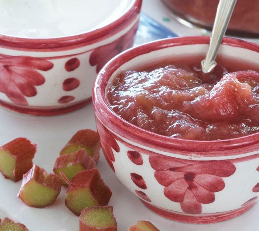 Rabarbrasyltetøy med ingefær