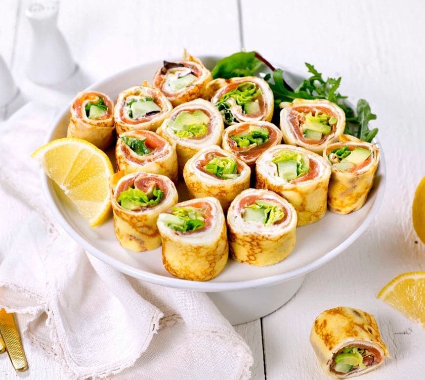 Pannekaker med kremost og røkelaks