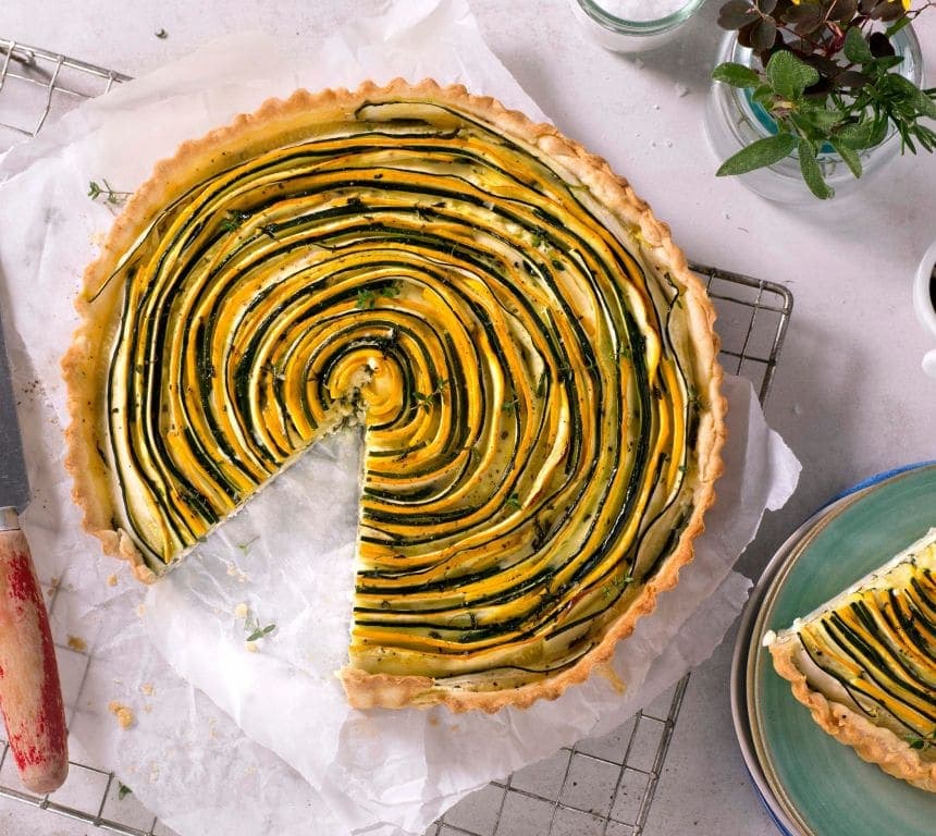 Pai med squash og cottage cheese