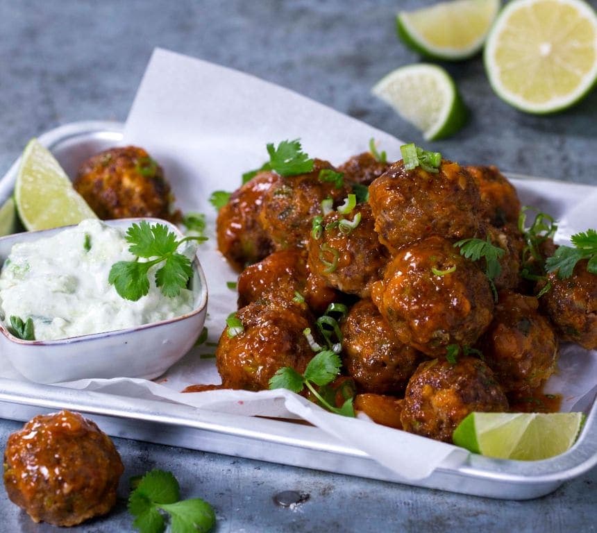 Koreanske kjøttboller med dippsaus