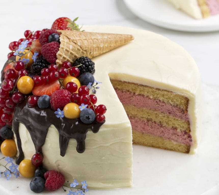 Vaniljekake med bringebærmousse