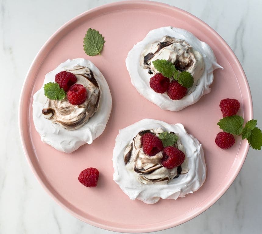 Pavlova med sjokoladekrem