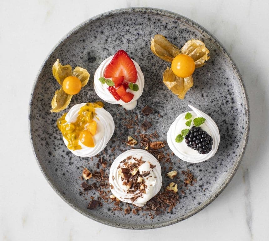 Minipavlova med vaniljekesam