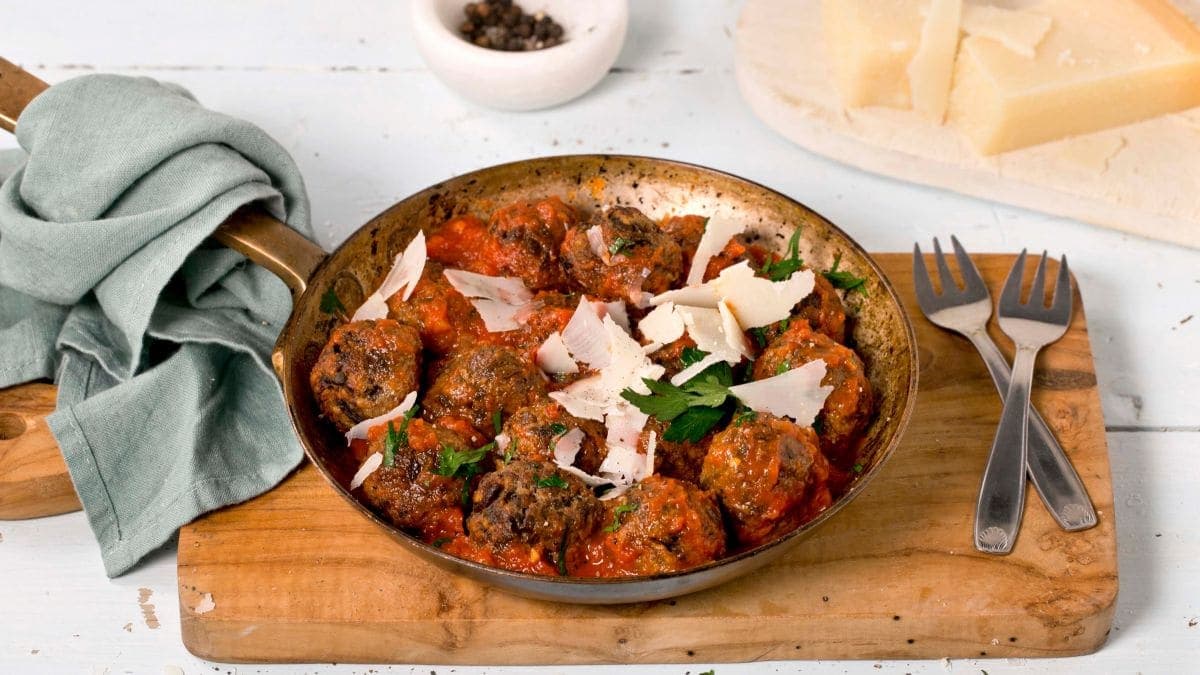 Soppboller i tomatsaus